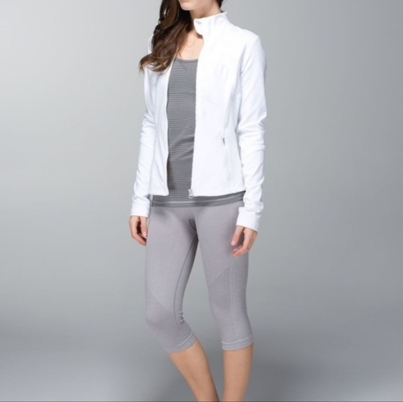 lululemon athletica Pants - LULULEMON In The Flow Crop II Heathered Medium Grey